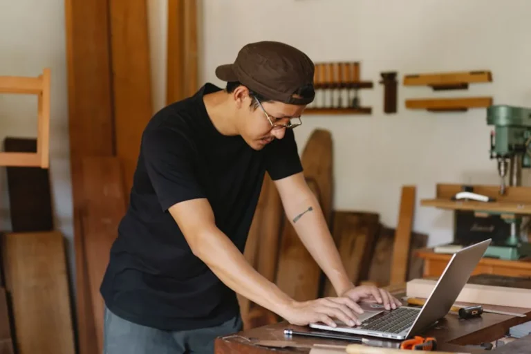 How to Create a Local History Blog
