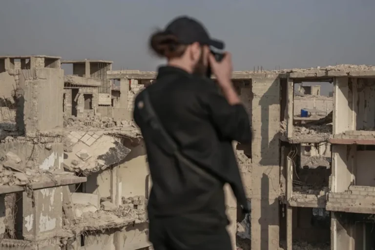 How to Photograph Ruins