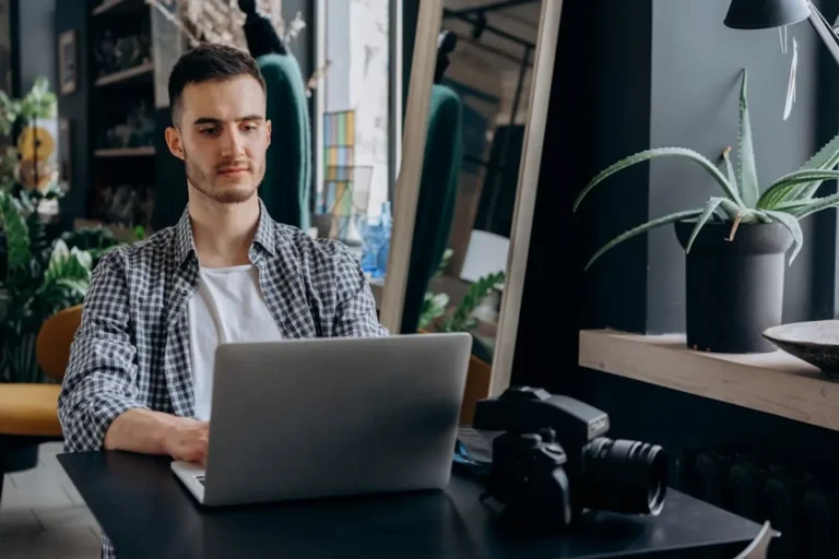 Why Independent Artists Need Online Portfolios